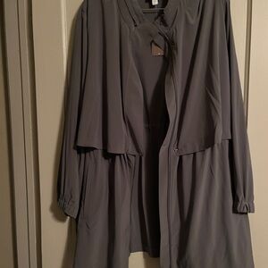 J. Jill women’s On the go Gray Zip jacket with foldaway hood. size 4X